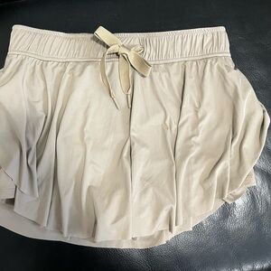 NWOT Free People Movement Tan On Point Skort Size Medium